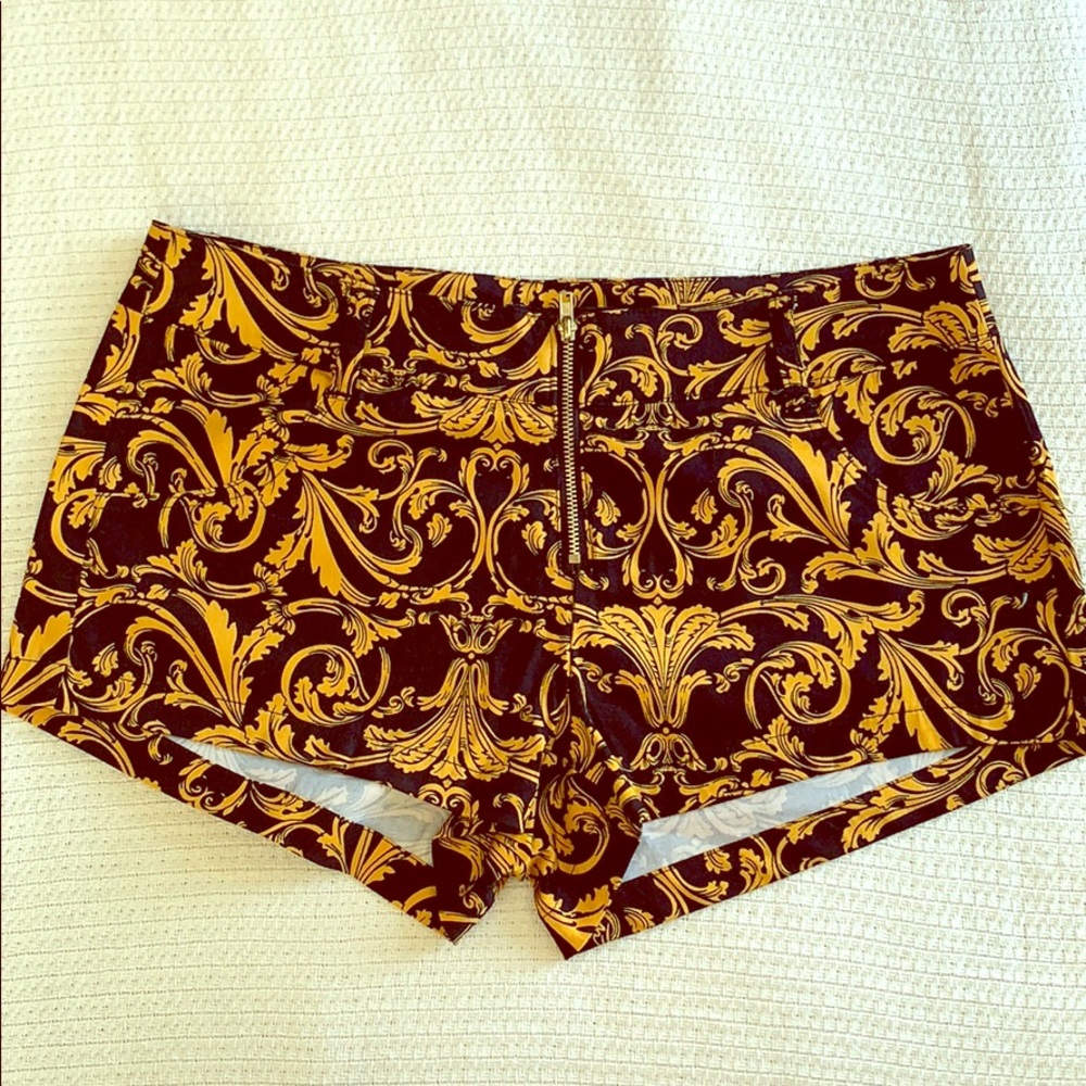 Shorts Pattern Print - image 1